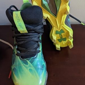 Under Armour youth size 2 Spotlight AF football cleats. Used one season
